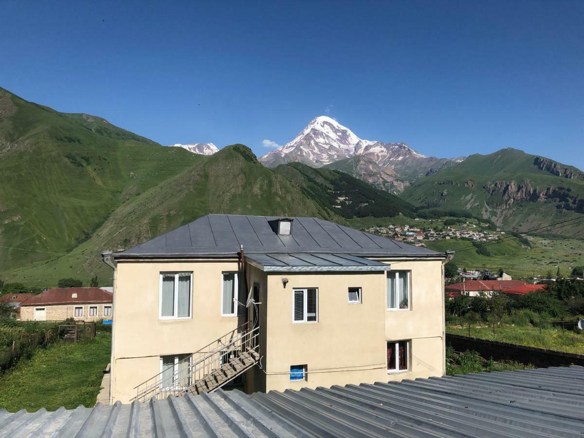 Lia Khaikashvili Guest House คัซเบกี ภายนอก รูปภาพ